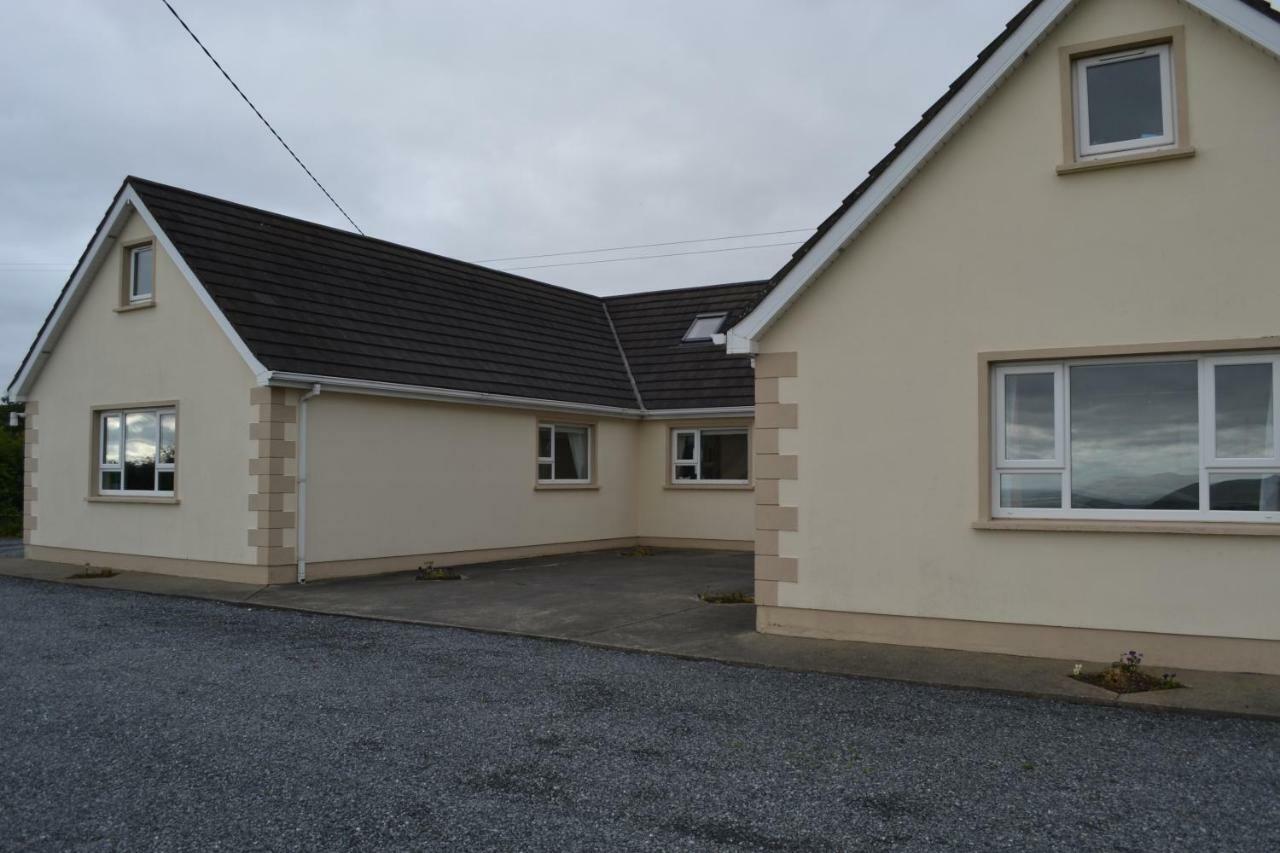 Sally'S Vineyard Buncrana Exterior photo